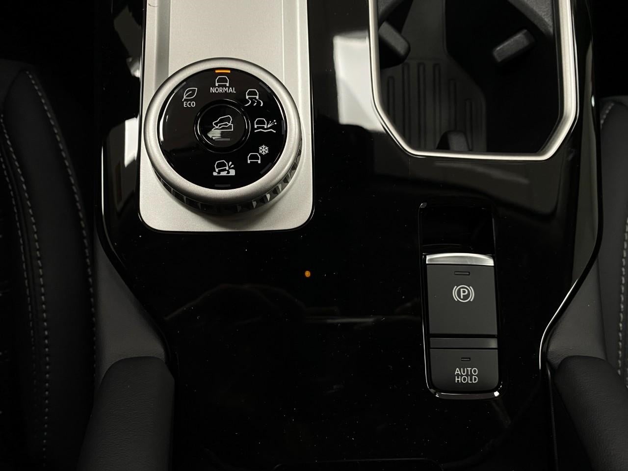 2025 Mitsubishi Outlander SE S-AWC