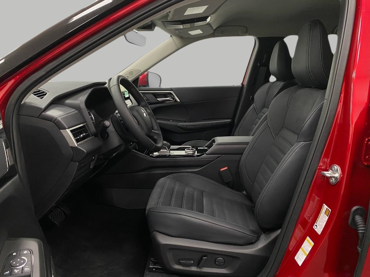 2025 Mitsubishi Outlander SE S-AWC