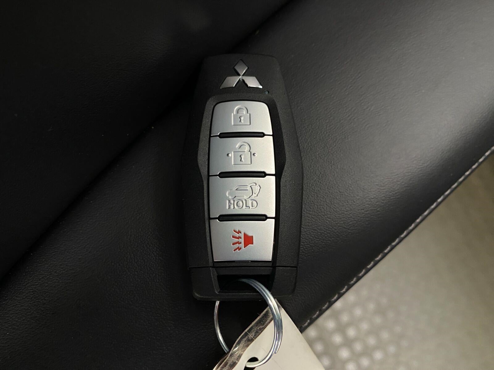 2026 Mitsubishi Outlander SE S-AWC