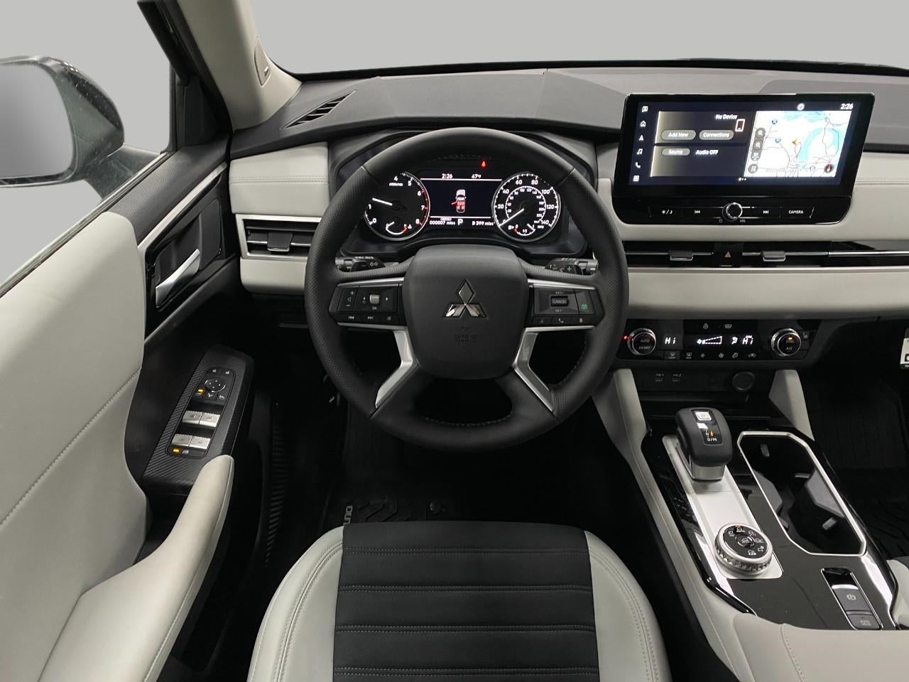 2026 Mitsubishi Outlander SE S-AWC