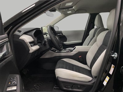 2026 Mitsubishi Outlander SE S-AWC