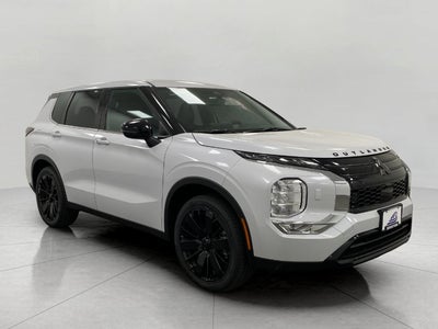 2026 Mitsubishi Outlander LE S-AWC