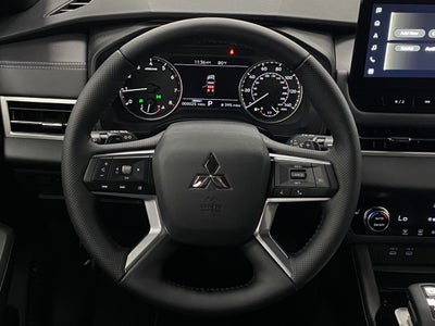 2026 Mitsubishi Outlander LE S-AWC