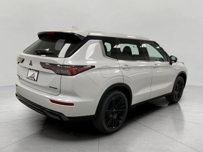 2026 Mitsubishi Outlander LE S-AWC