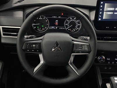 2026 Mitsubishi Outlander LE S-AWC