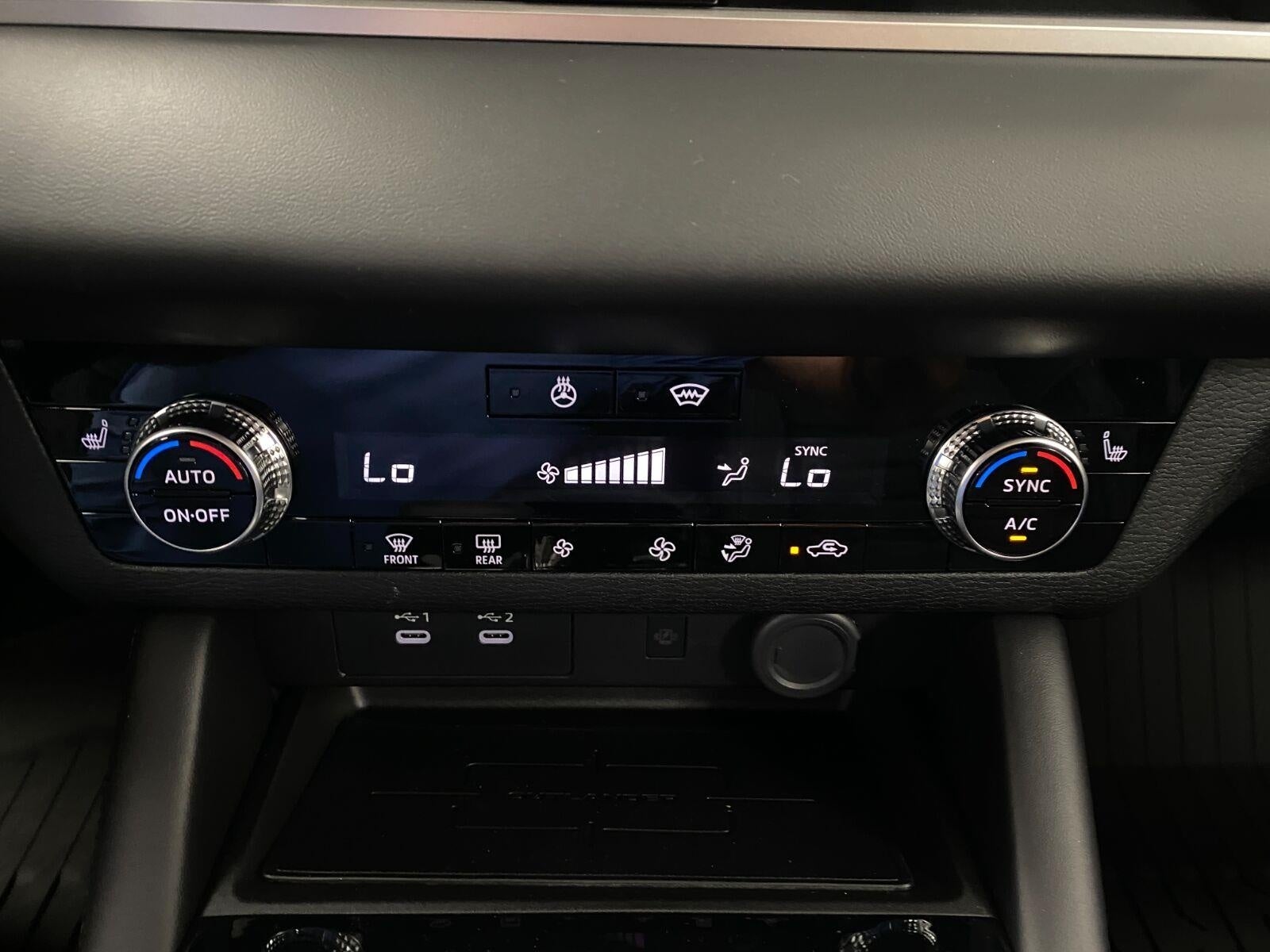 2026 Mitsubishi Outlander SE S-AWC