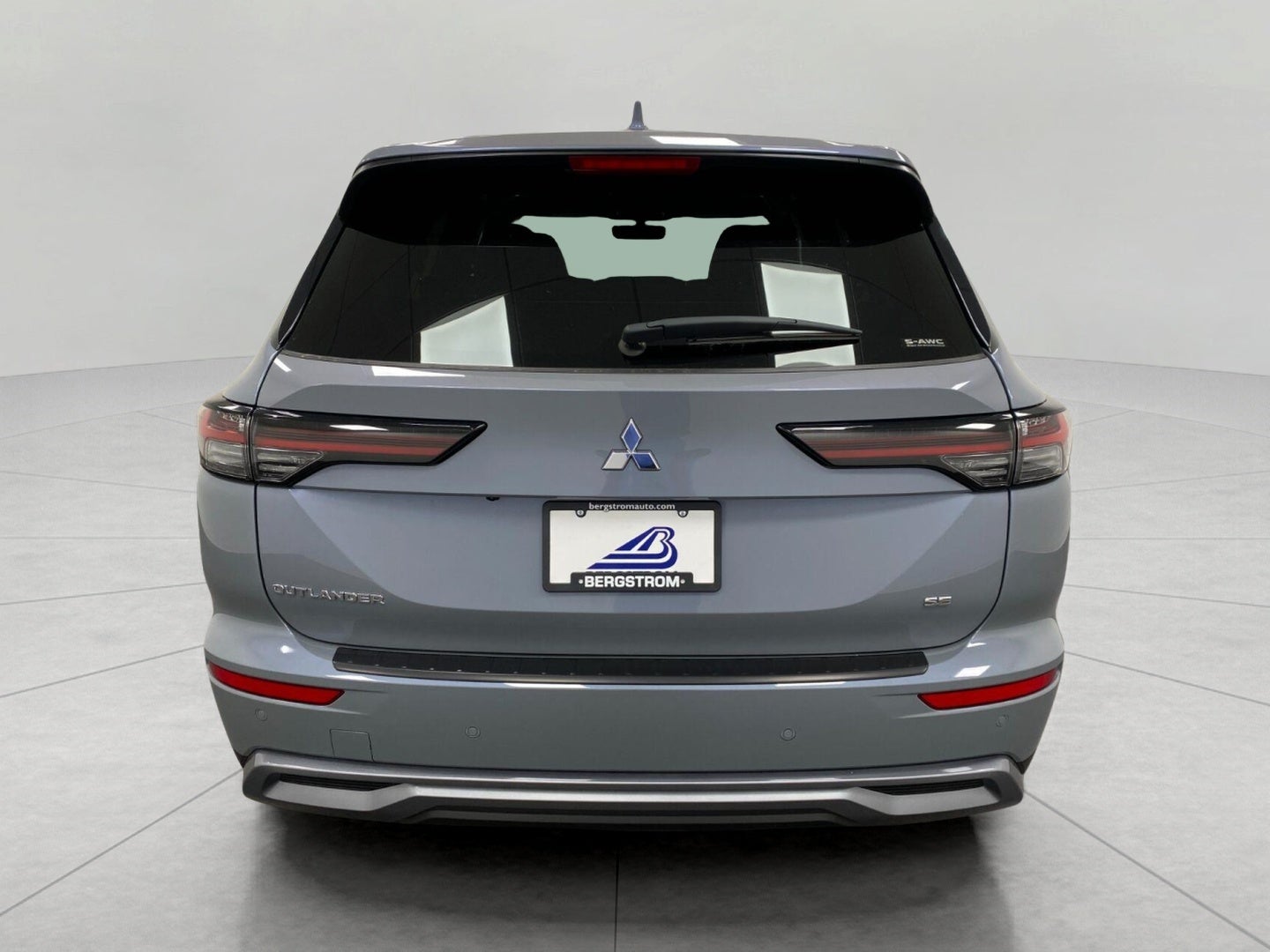 2026 Mitsubishi Outlander SE S-AWC