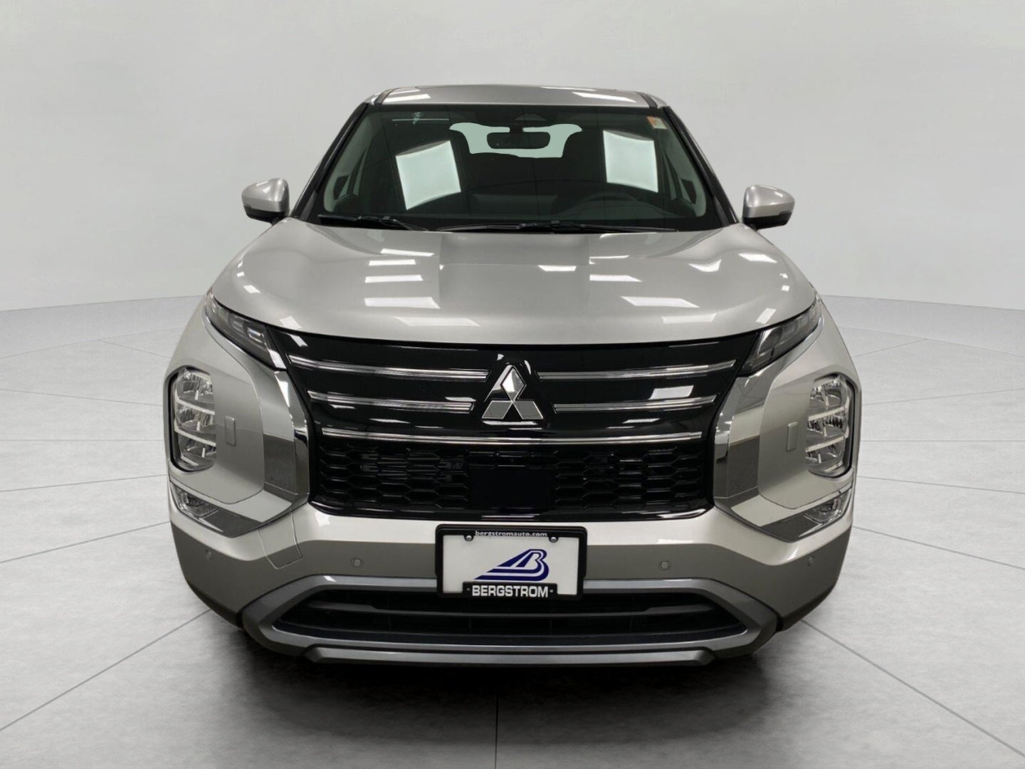 2026 Mitsubishi Outlander SE S-AWC