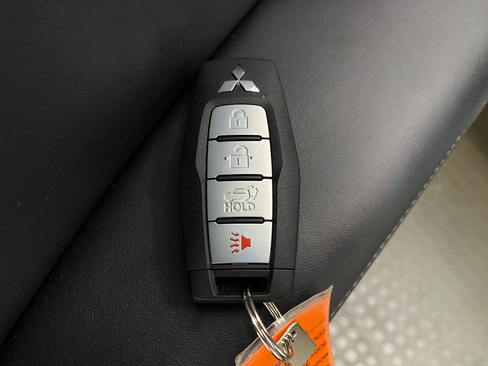 2026 Mitsubishi Outlander SE S-AWC