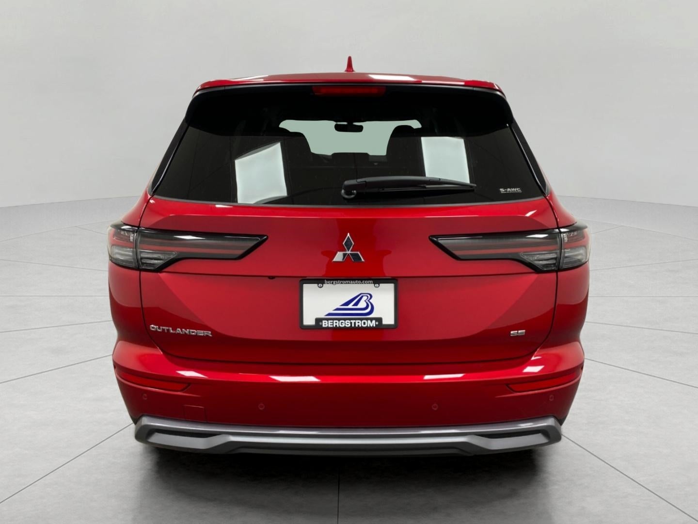 2026 Mitsubishi Outlander SE S-AWC