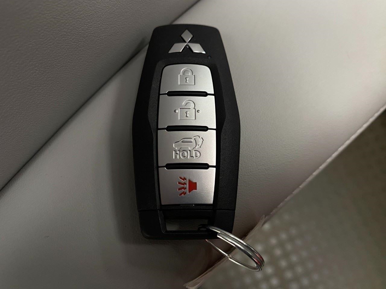 2026 Mitsubishi Outlander SE S-AWC