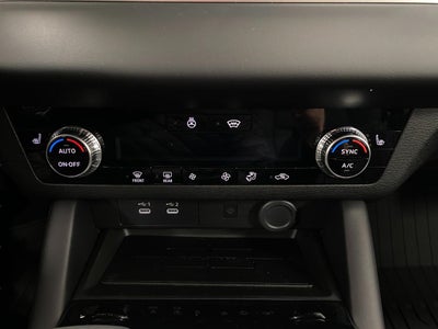 2026 Mitsubishi Outlander SE S-AWC