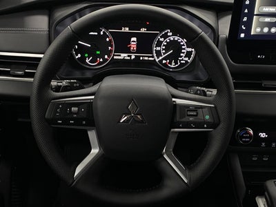 2026 Mitsubishi Outlander SE S-AWC