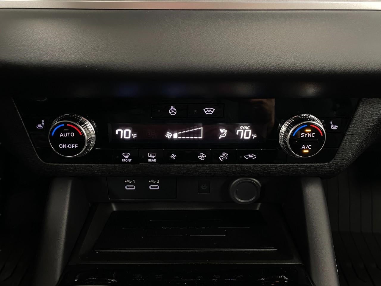 2026 Mitsubishi Outlander SE S-AWC