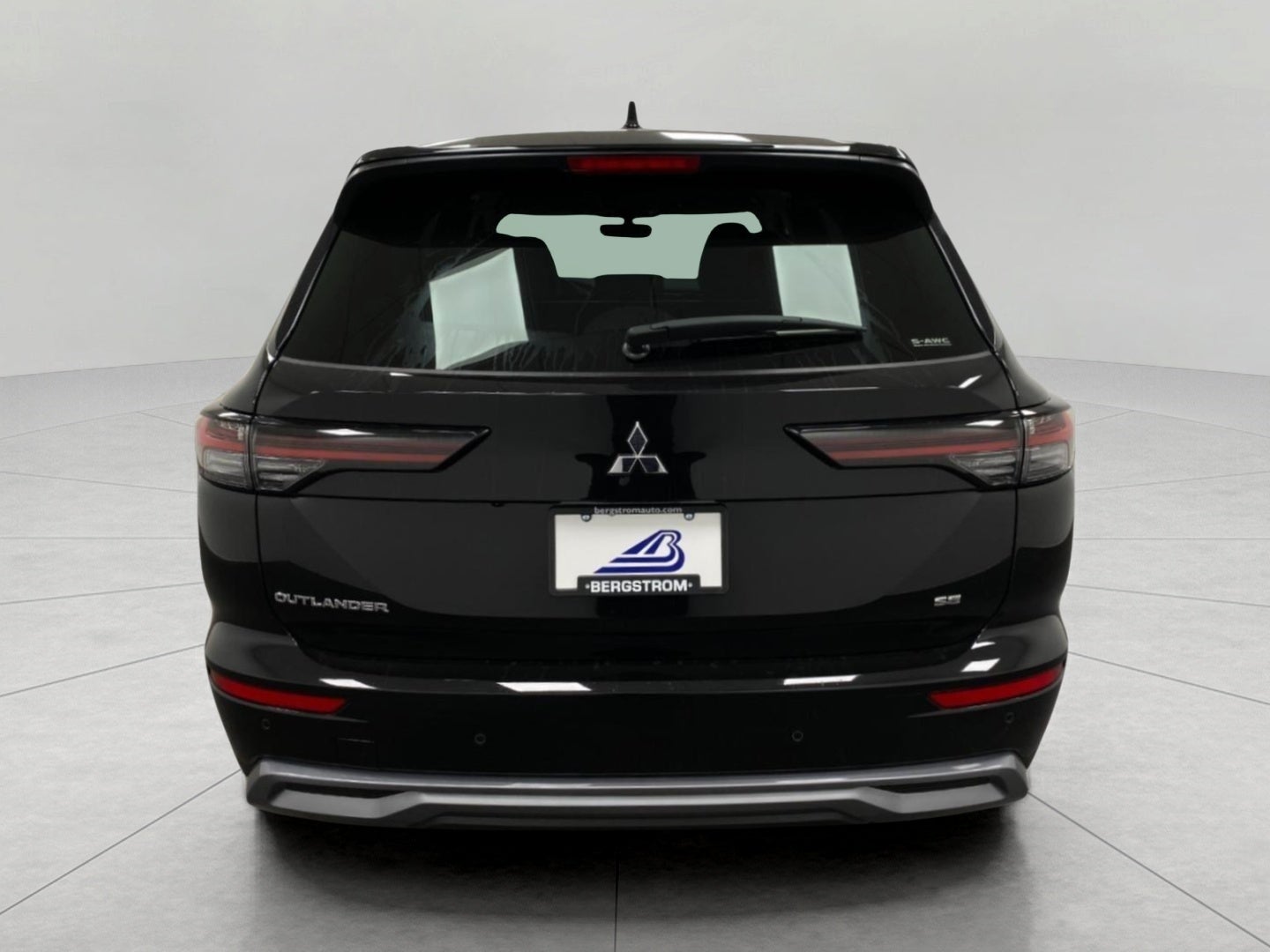 2026 Mitsubishi Outlander SE S-AWC