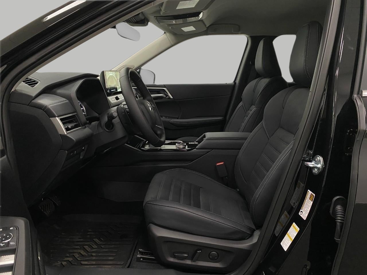 2026 Mitsubishi Outlander SE S-AWC