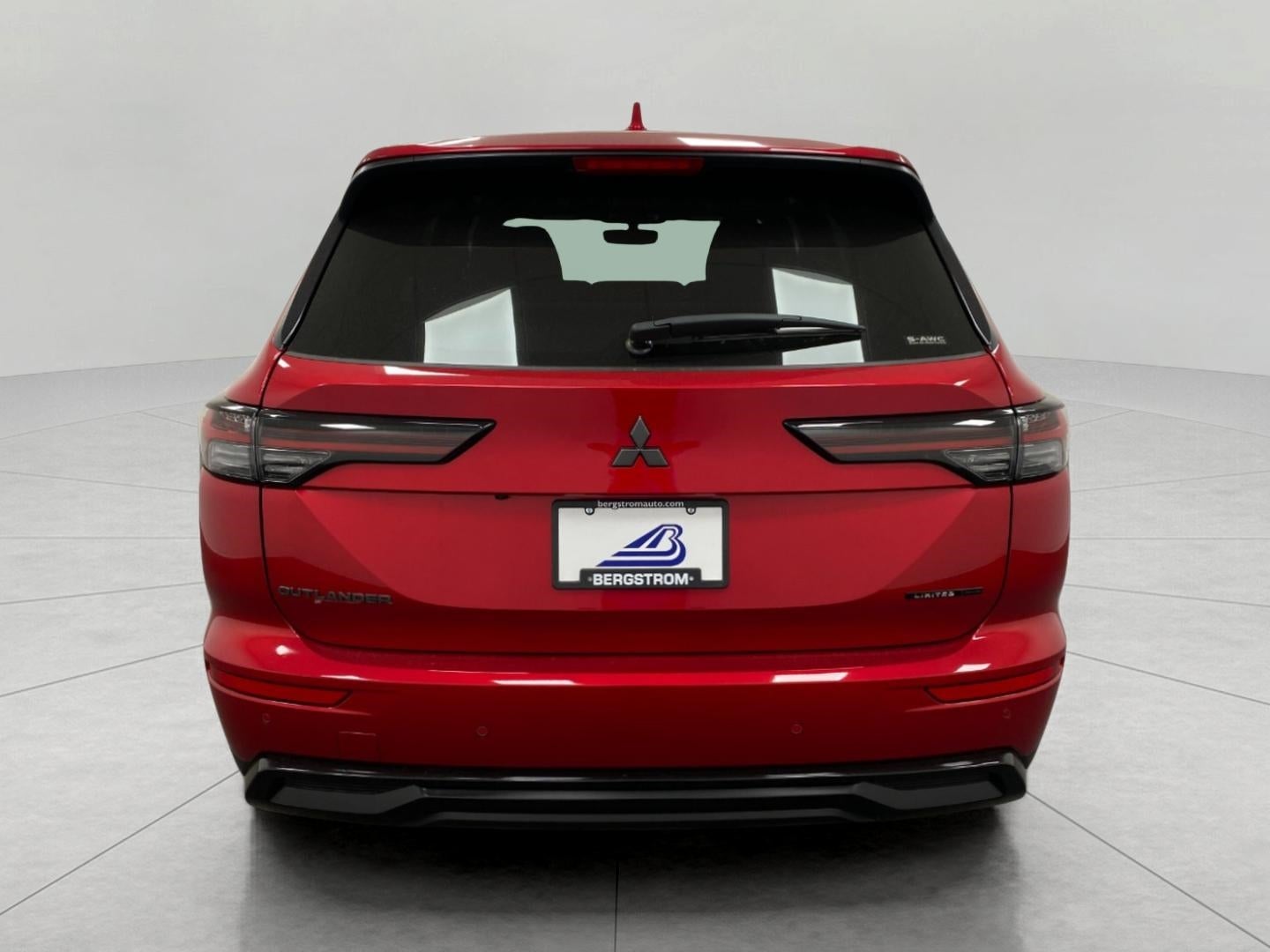 2026 Mitsubishi Outlander LE S-AWC