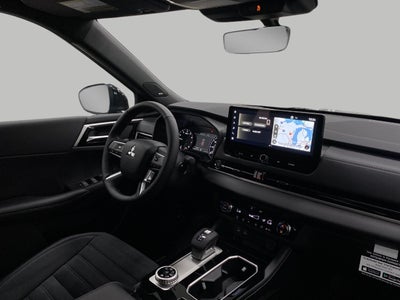 2026 Mitsubishi Outlander LE S-AWC