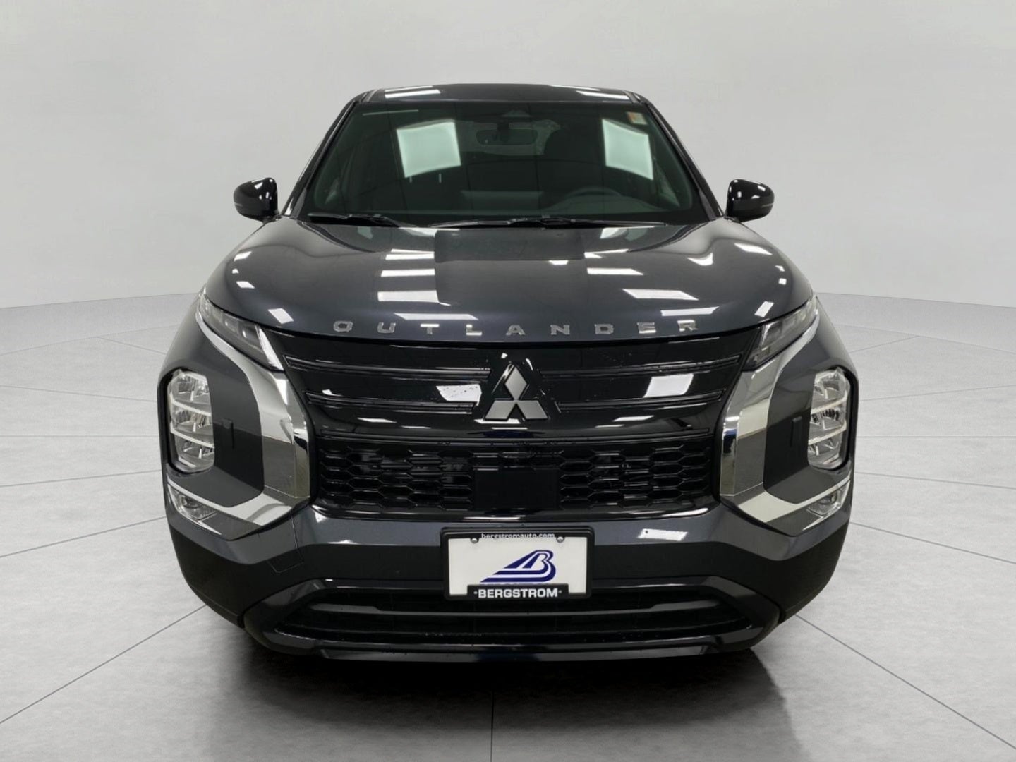 2026 Mitsubishi Outlander LE S-AWC