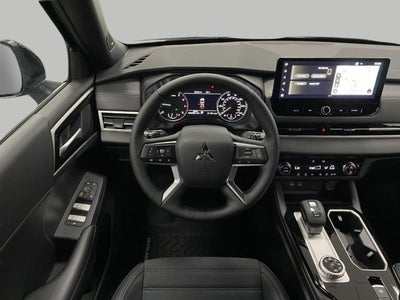2026 Mitsubishi Outlander LE S-AWC