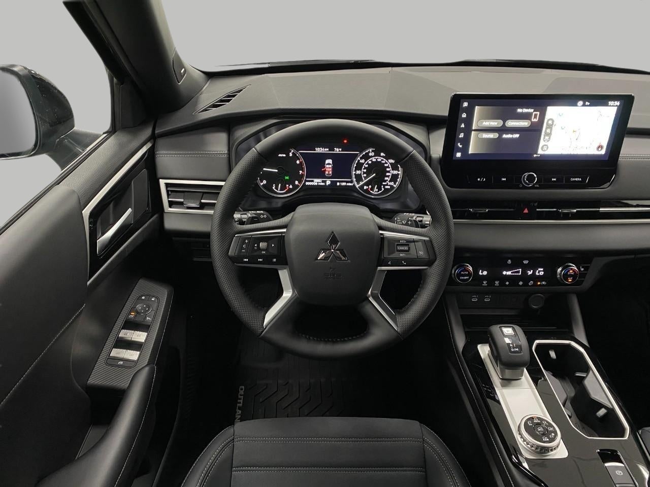 2026 Mitsubishi Outlander LE S-AWC