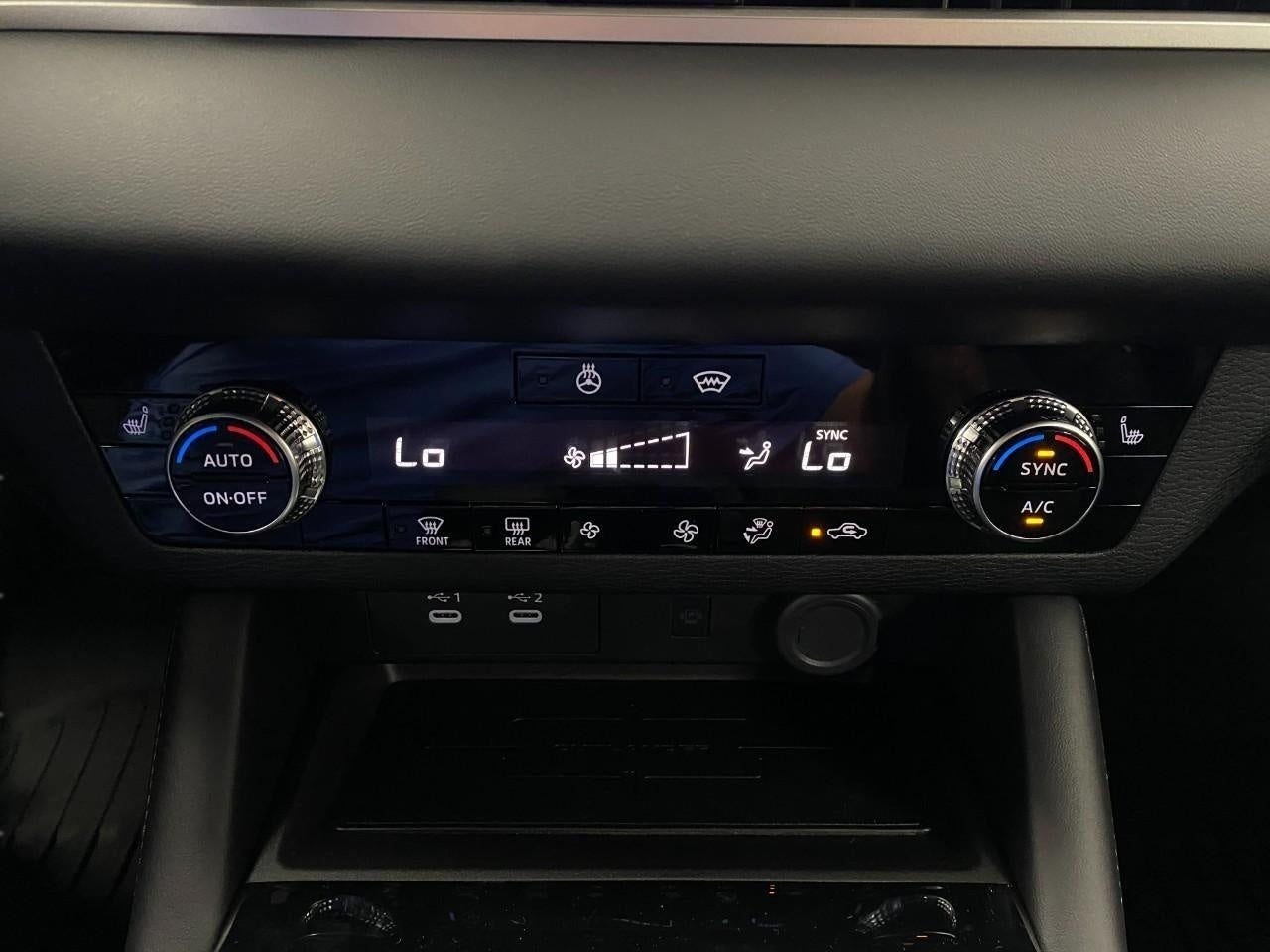 2026 Mitsubishi Outlander LE S-AWC