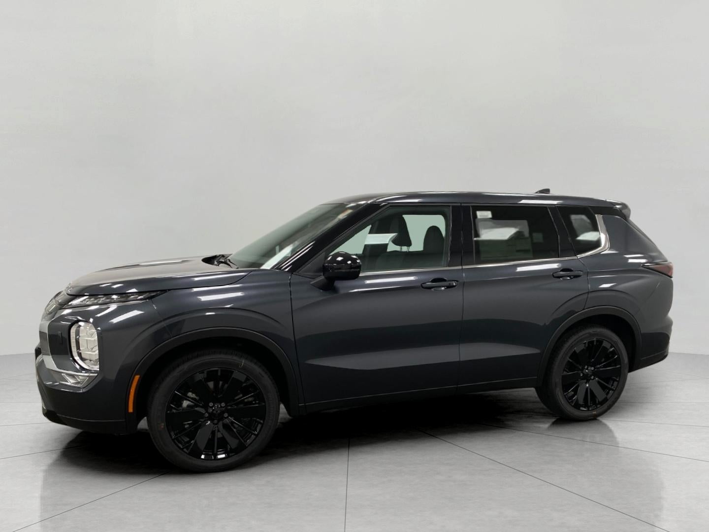 2026 Mitsubishi Outlander LE S-AWC