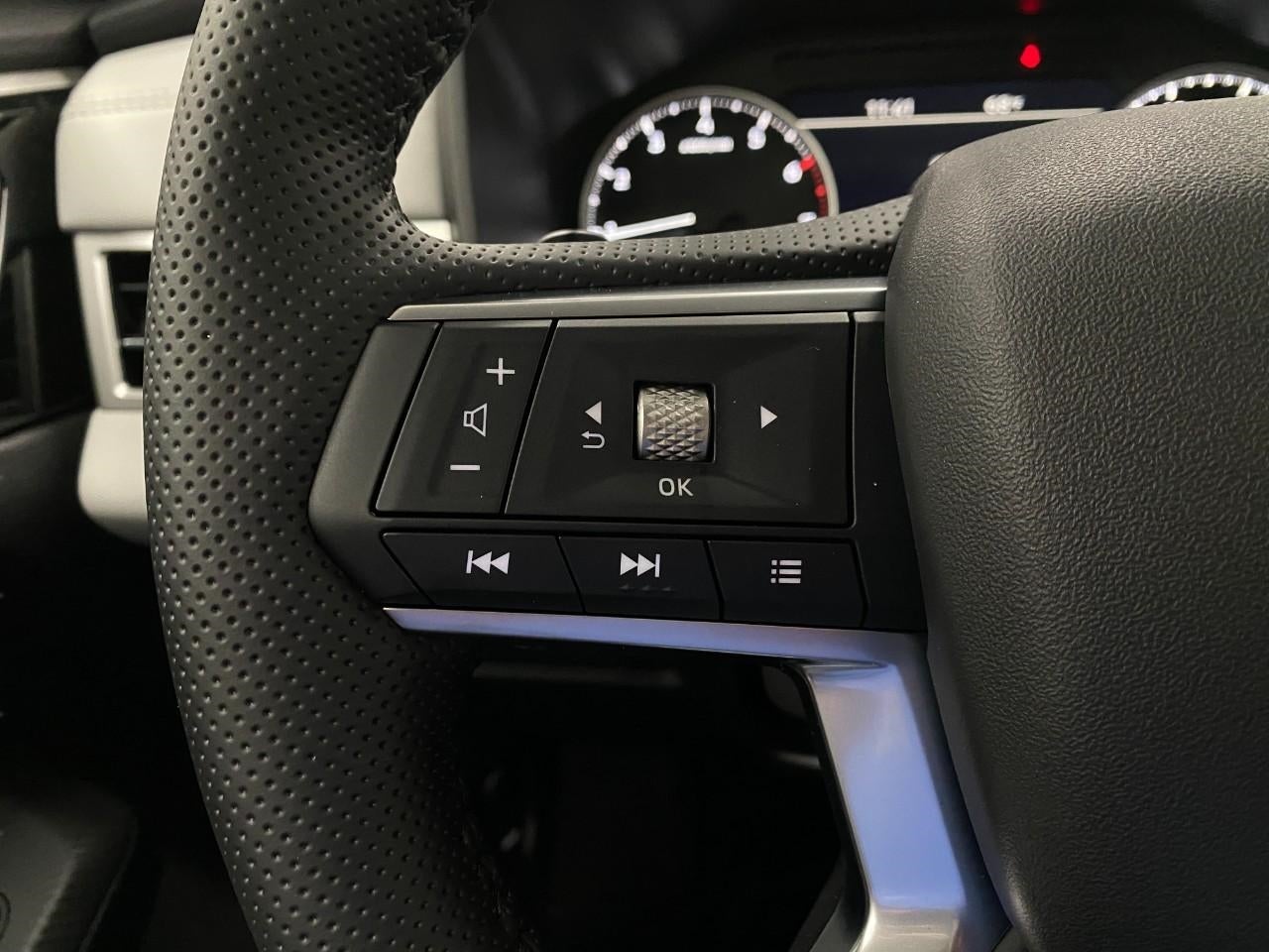 2026 Mitsubishi Outlander SE S-AWC
