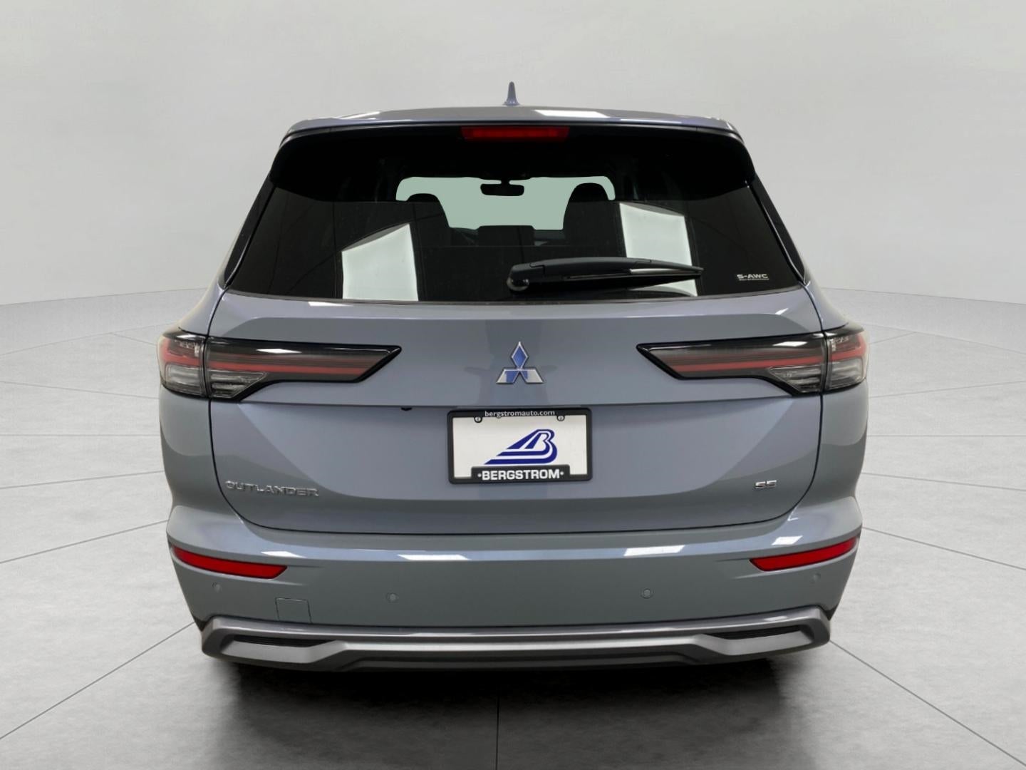 2026 Mitsubishi Outlander SE S-AWC
