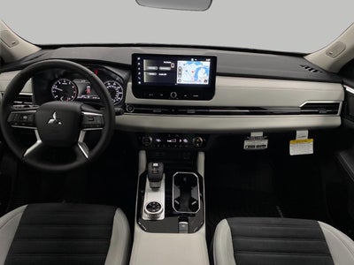 2026 Mitsubishi Outlander SE S-AWC