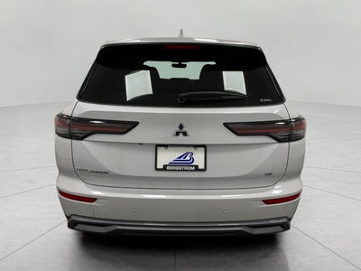 2026 Mitsubishi Outlander SE S-AWC