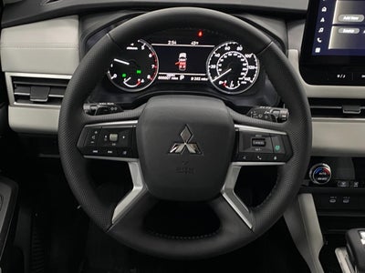 2026 Mitsubishi Outlander SE S-AWC