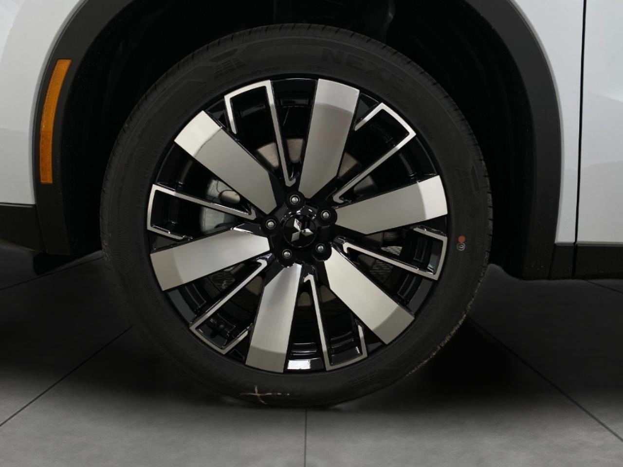 2026 Mitsubishi Outlander SE S-AWC