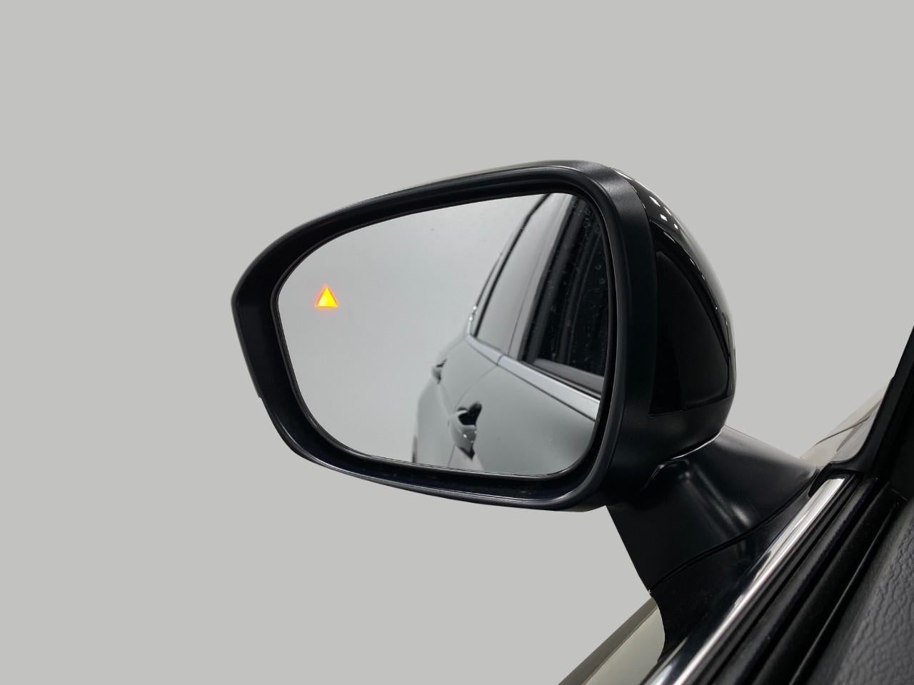 2026 Mitsubishi Outlander LE S-AWC