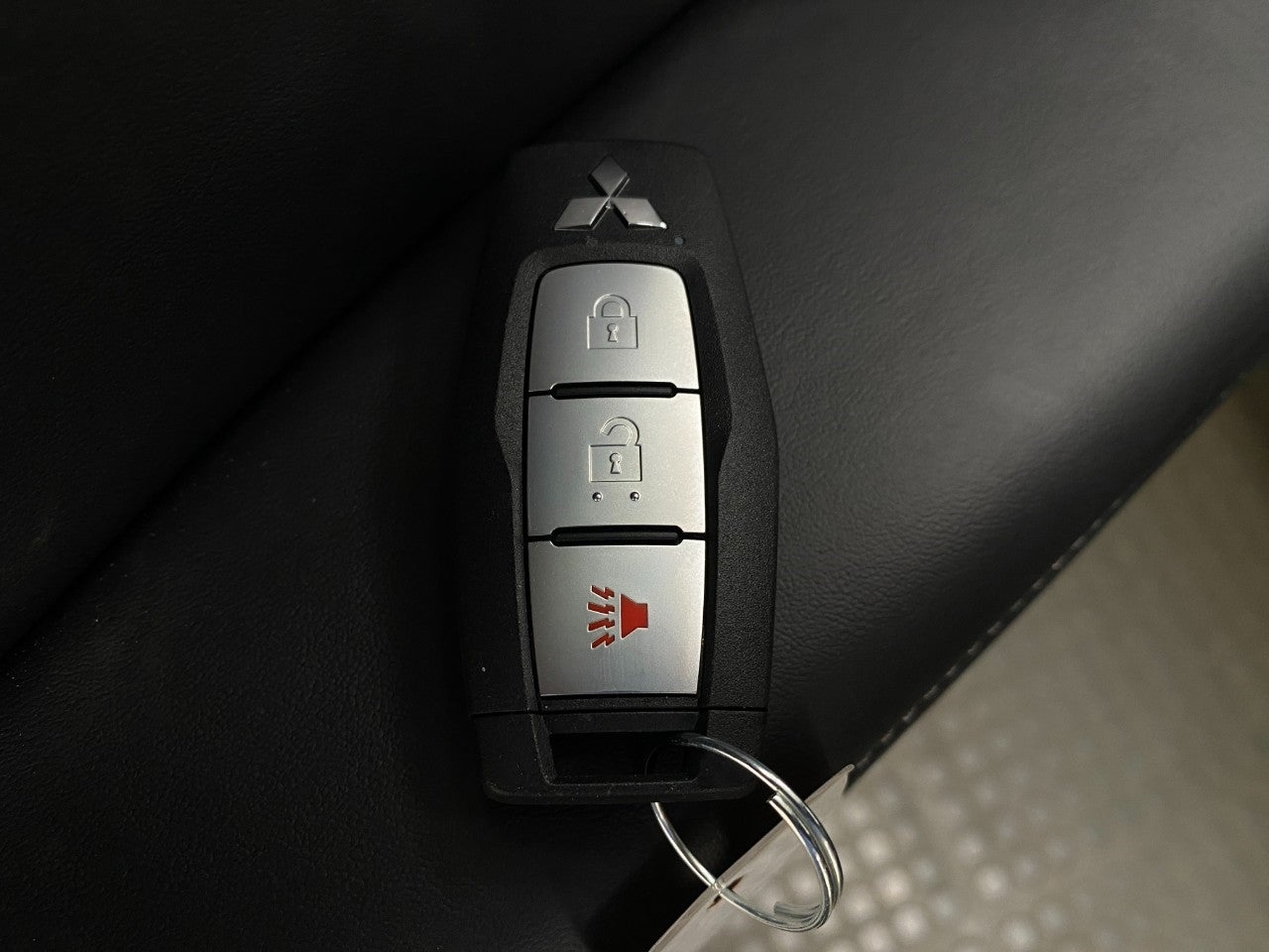 2026 Mitsubishi Outlander LE S-AWC