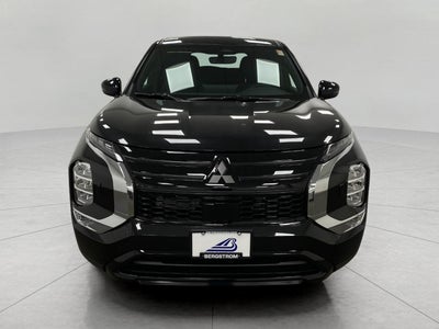 2026 Mitsubishi Outlander LE S-AWC
