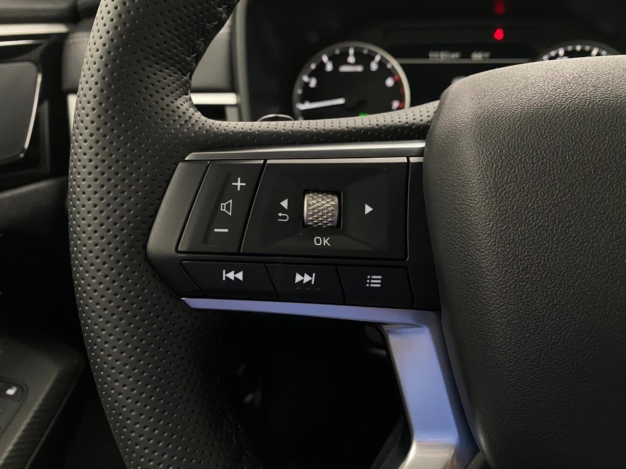 2026 Mitsubishi Outlander LE S-AWC