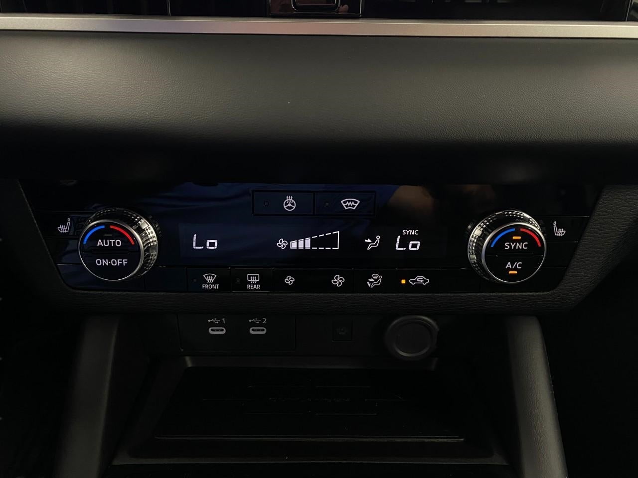 2026 Mitsubishi Outlander LE S-AWC