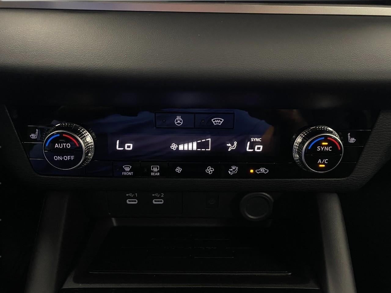 2026 Mitsubishi Outlander LE S-AWC