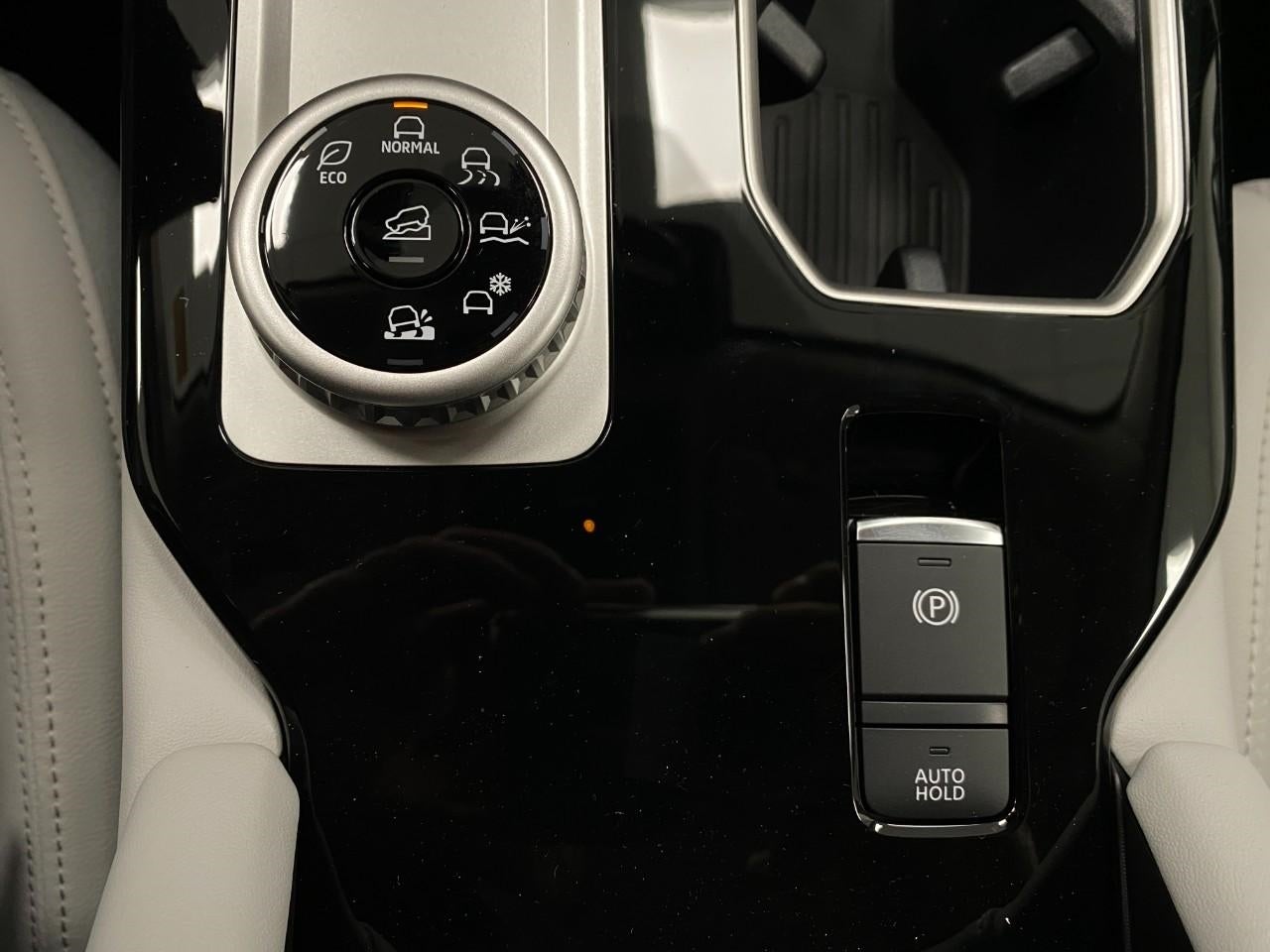 2025 Mitsubishi Outlander SEL S-AWC