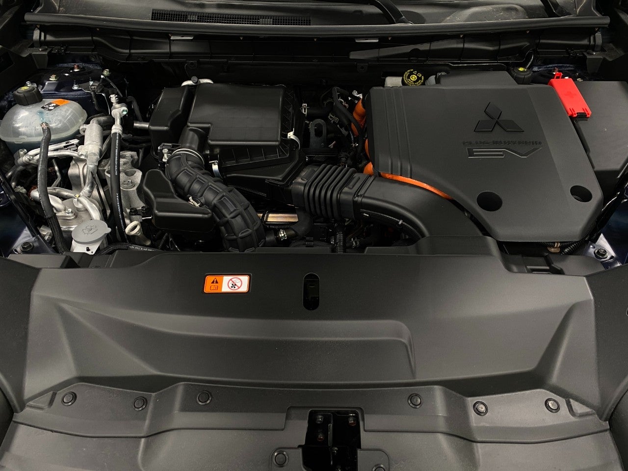 2025 Mitsubishi Outlander Plug-In Hybrid SE S-AWC