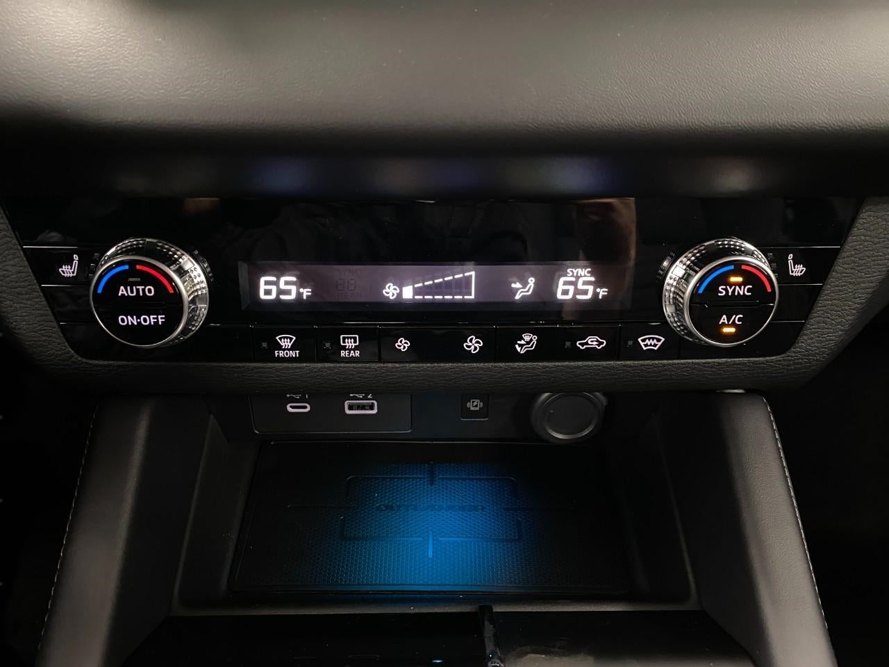 2025 Mitsubishi Outlander Plug-In Hybrid SE S-AWC