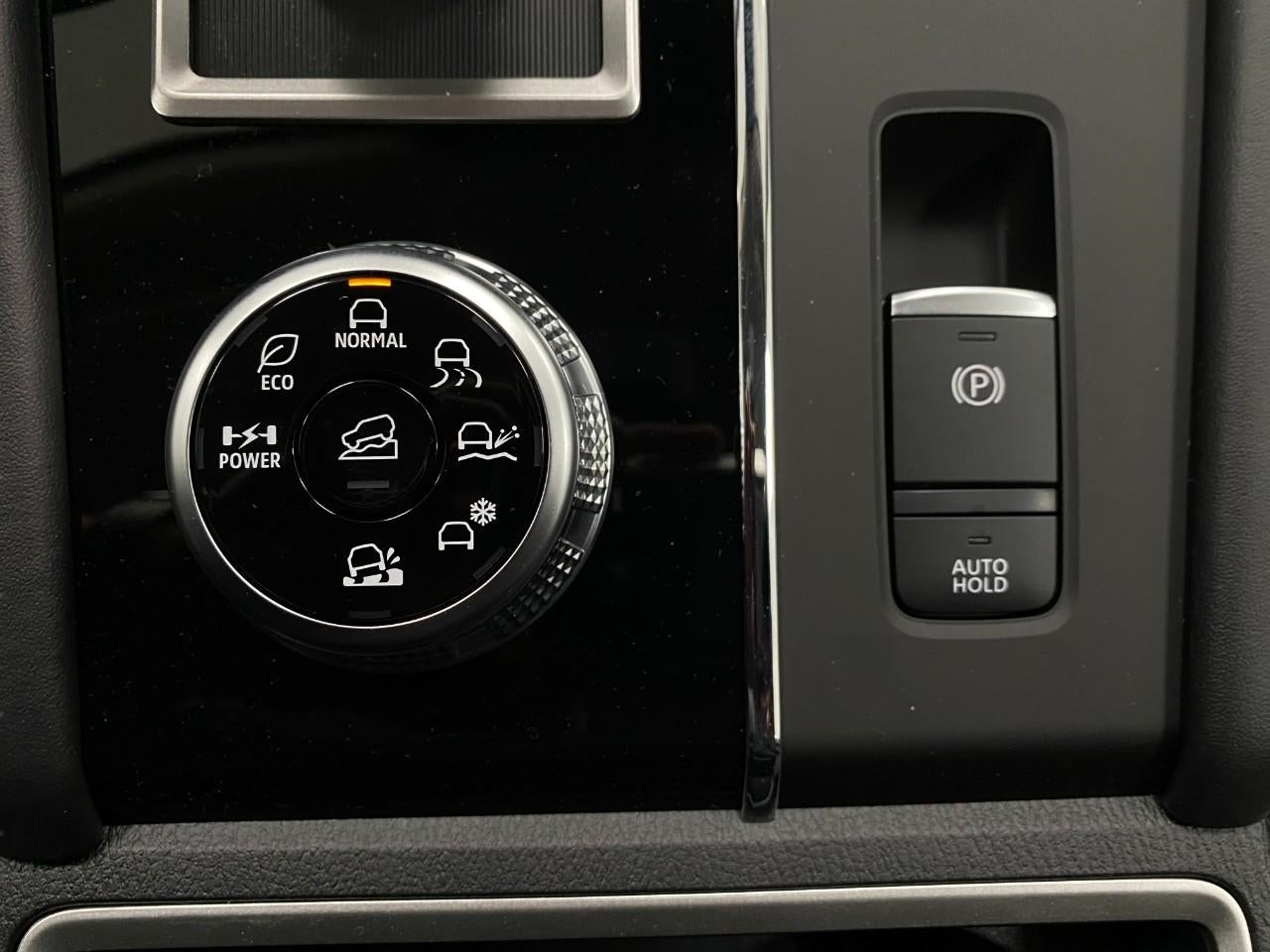 2025 Mitsubishi Outlander Plug-In Hybrid SE S-AWC