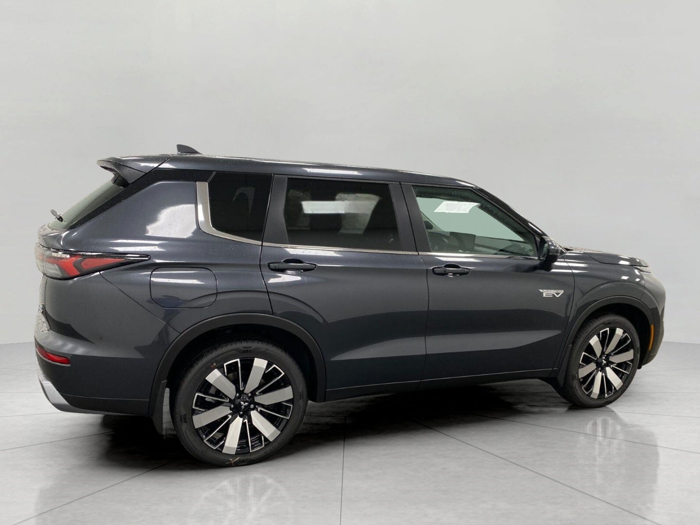 2026 Mitsubishi Outlander Plug-In Hybrid SE S-AWC