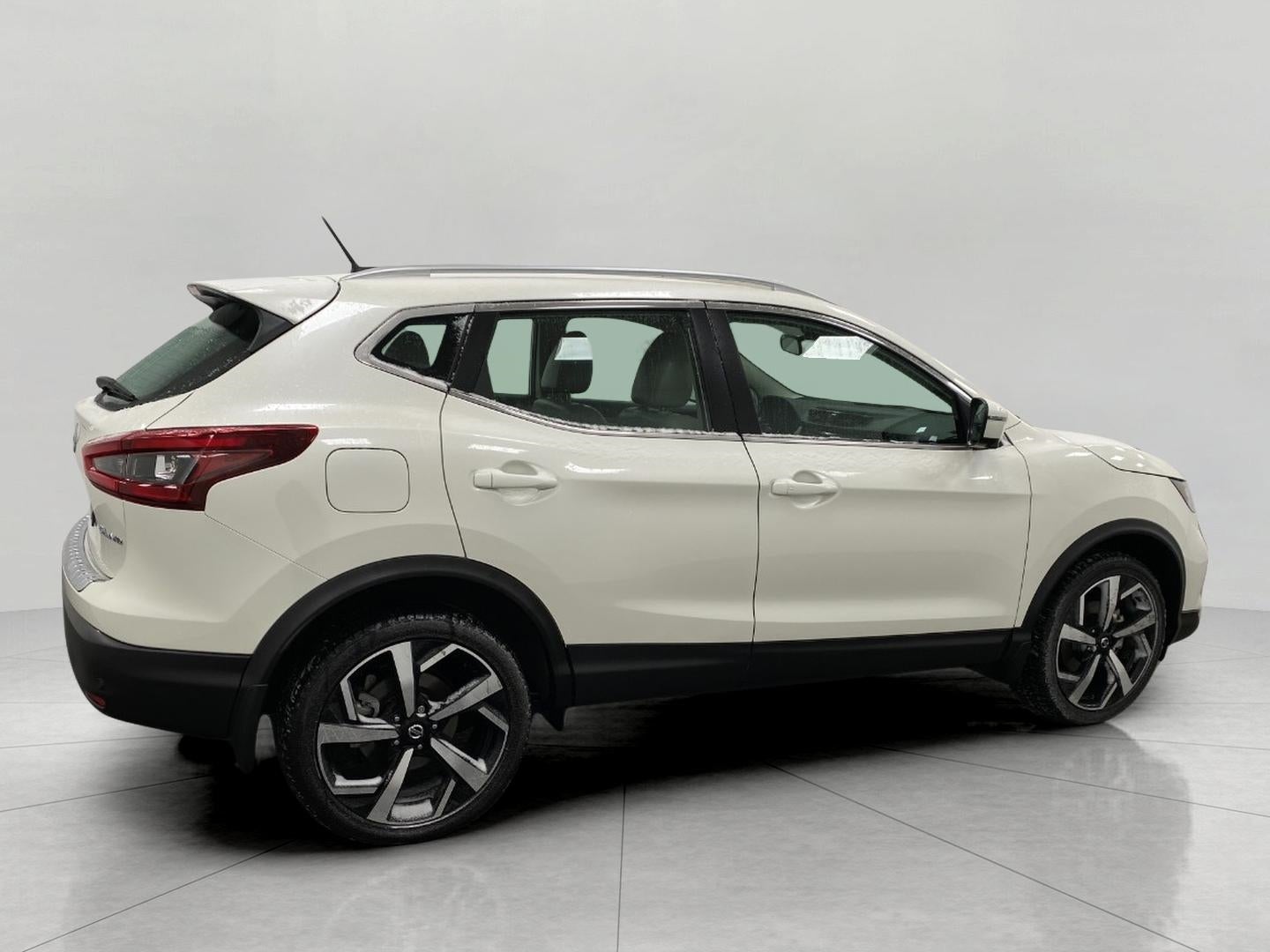 2022 Nissan Rogue Sport AWD SL