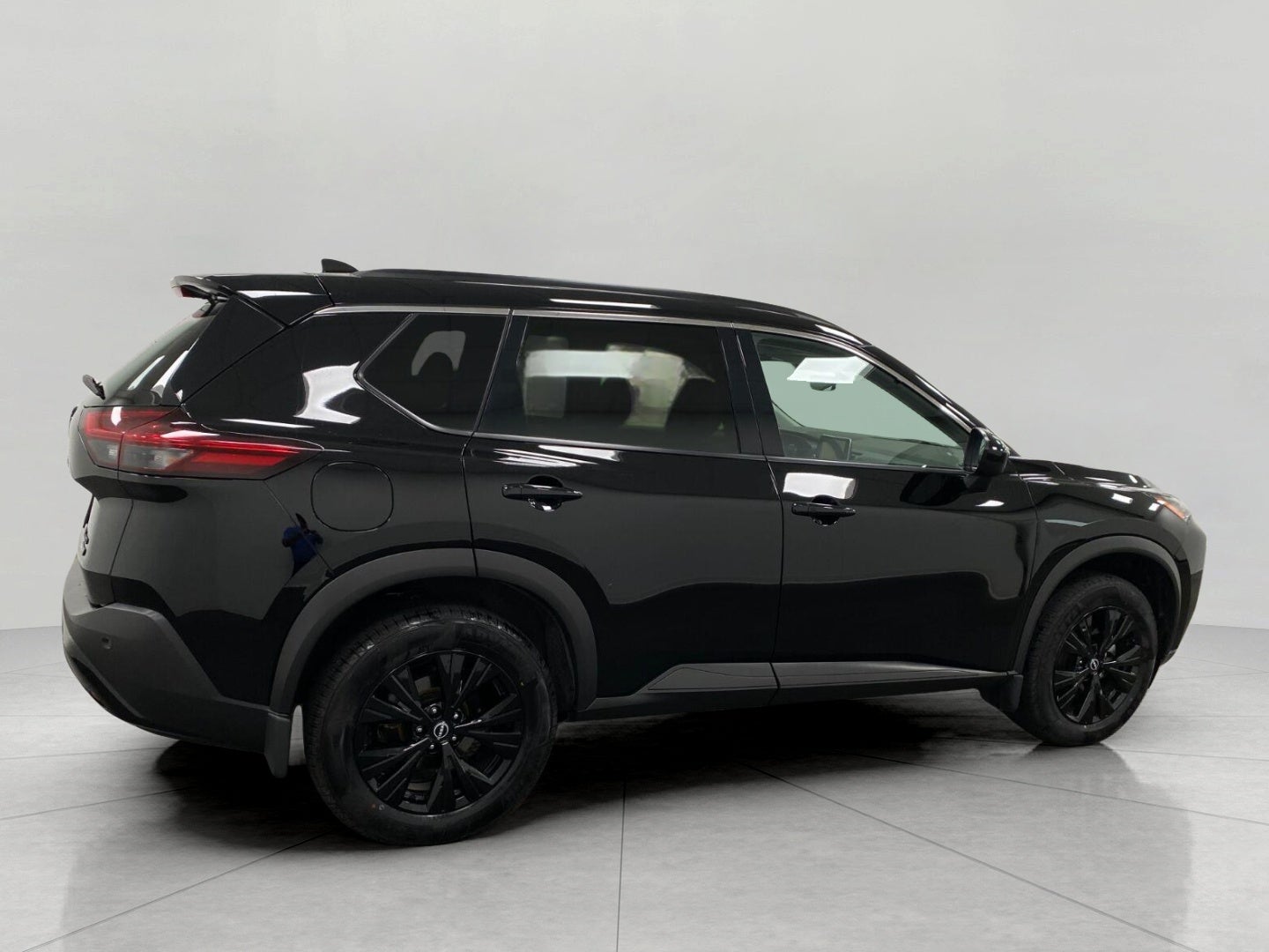 2023 Nissan Rogue AWD SV