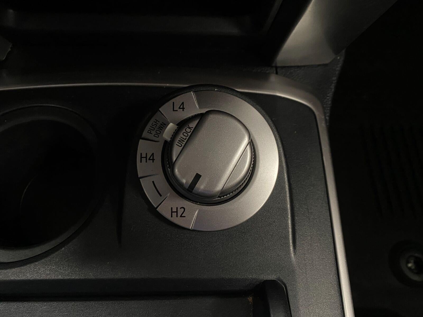 2018 Toyota 4Runner SR5 4WD