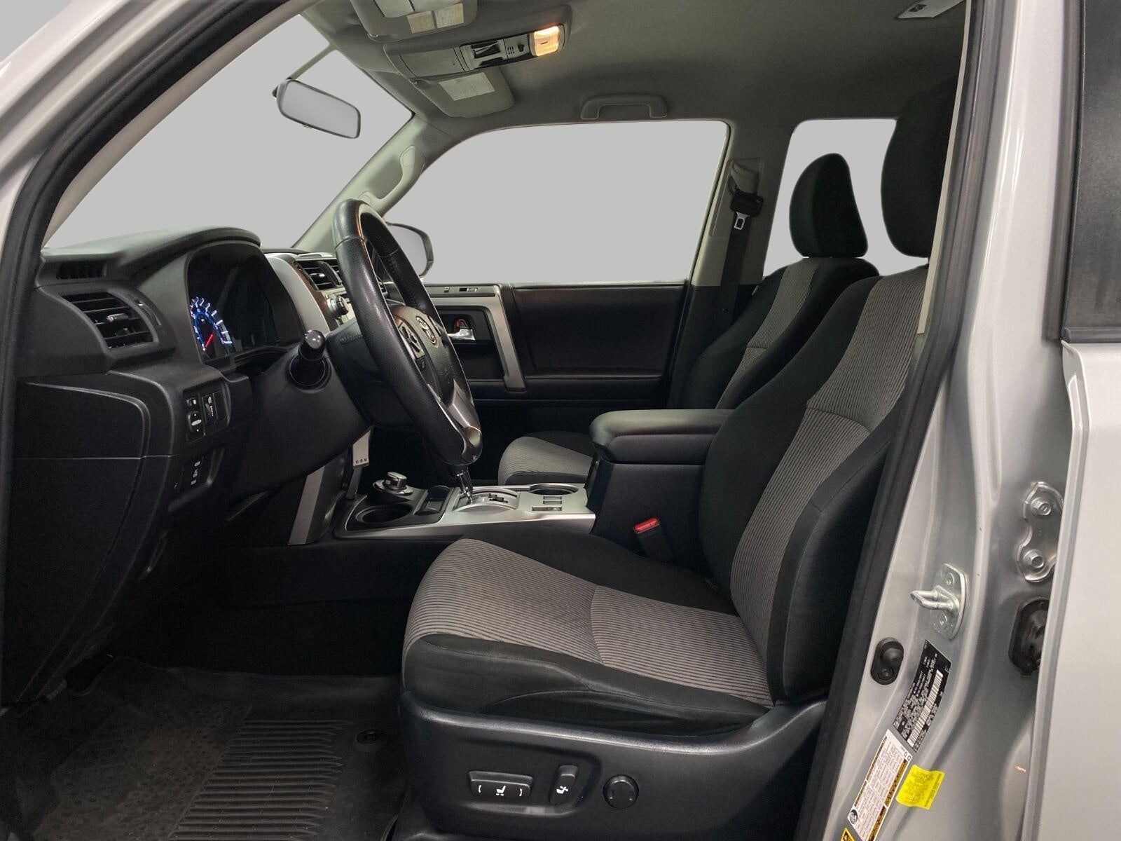 2018 Toyota 4Runner SR5 4WD