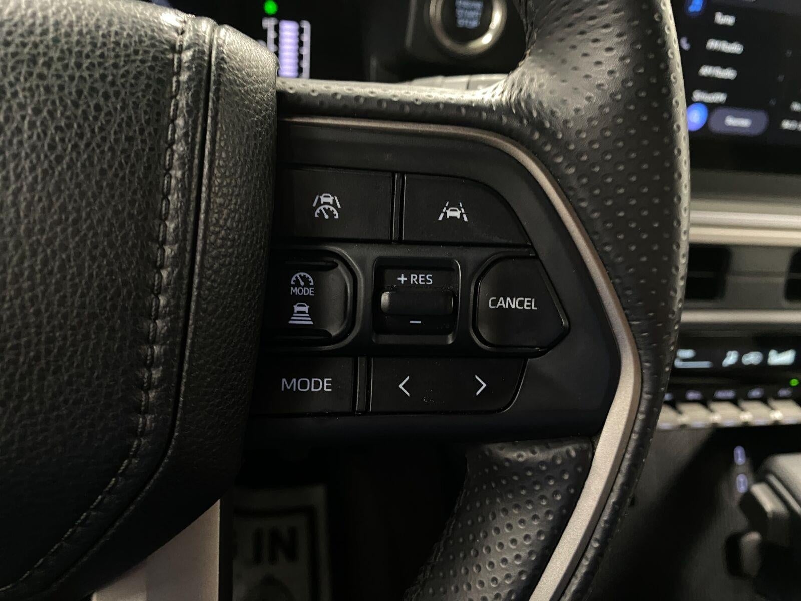 2025 Toyota 4Runner SR5 4WD