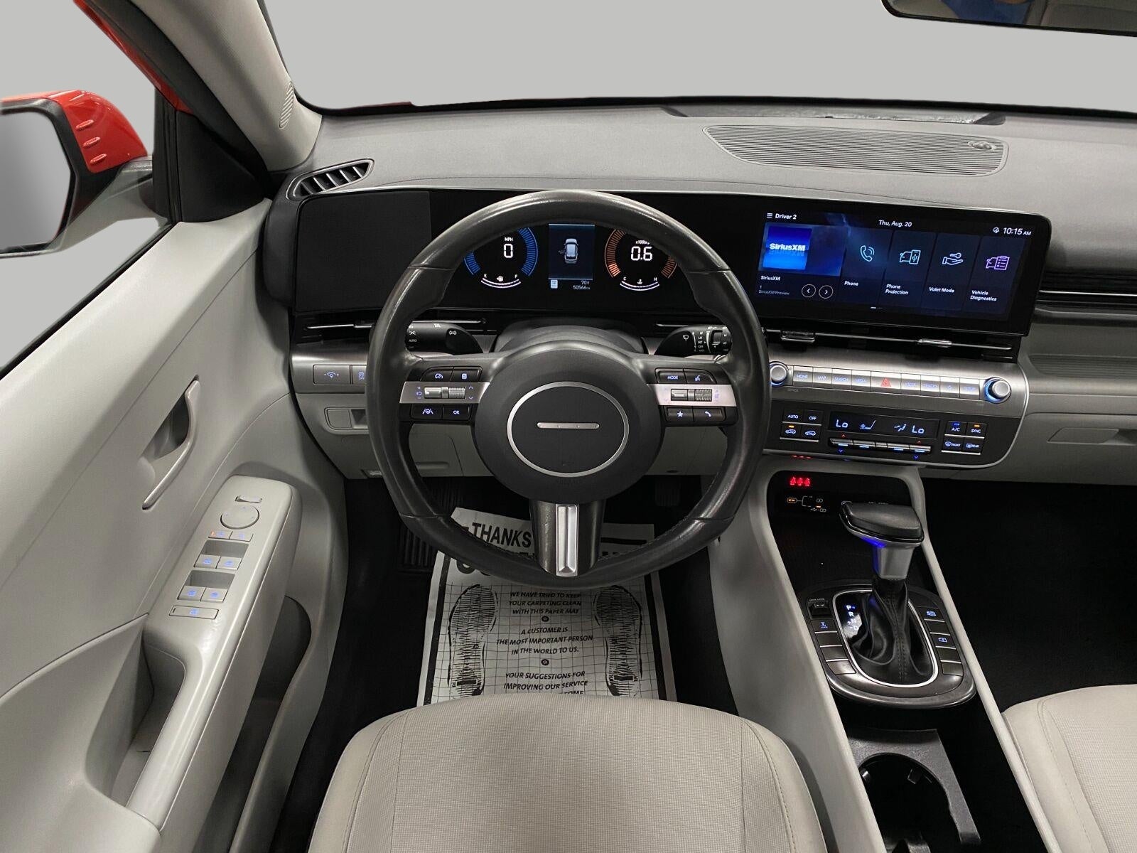 2025 Hyundai Kona SEL - Photo 12